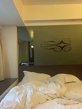 Snapshot of cokezero1668 chatting on February 17, 2025, 11:42 pm cokezero1668 online show from February 17, 2025, 11:42 pm