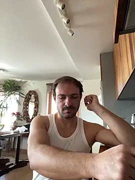 Adventurehotman online show from December 19, 2024, 10:34 am