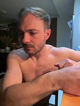 Adventurehotman online show from February 11, 2025, 10:28 pm