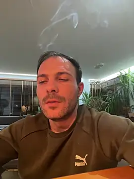 Adventurehotman online show from March 16, 2025, 11:47 pm