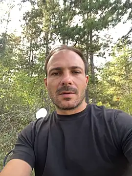 Adventurehotman online show from September 14, 2025, 1:43 pm