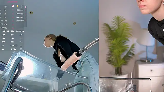 Snapshot of Baby_blush chatting on March 13, 2025, 4:01 pm Baby blush online show from March 13, 2025, 4:01 pm