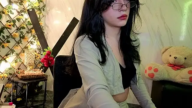 Snapshot of jeimy_garcia chatting on May 19, 2026, 12:11 pm jeimy garcia online show from May 19, 2026, 12:11 pm