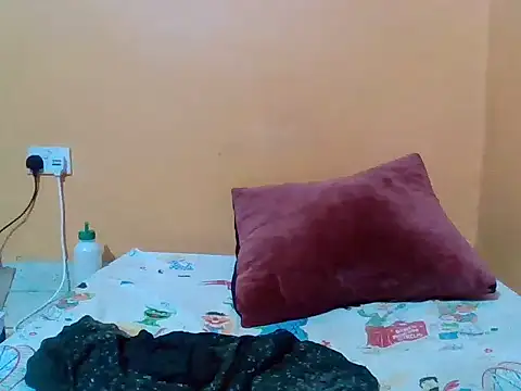 Prettyblackgal online show from October 11, 2025, 3:43 pm