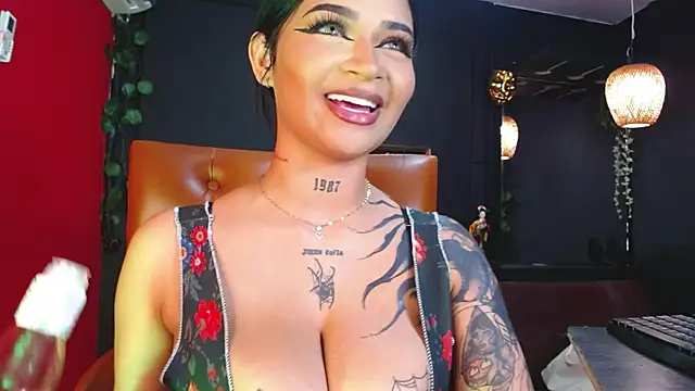 Snapshot of aitanarus chatting on February 8, 2025, 6:12 pm aitanarus online show from February 8, 2025, 6:12 pm