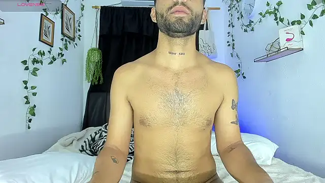 Snapshot of Alex_BigDickkk chatting on September 25, 2025, 11:30 pm Alex BigDickkk online show from September 25, 2025, 11:30 pm