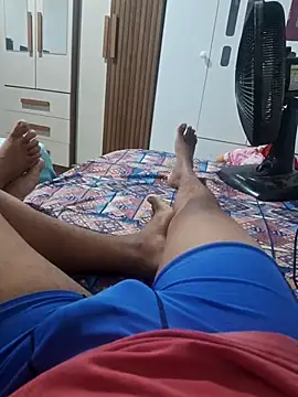 PursyWeight online show from December 20, 2025, 1:45 am