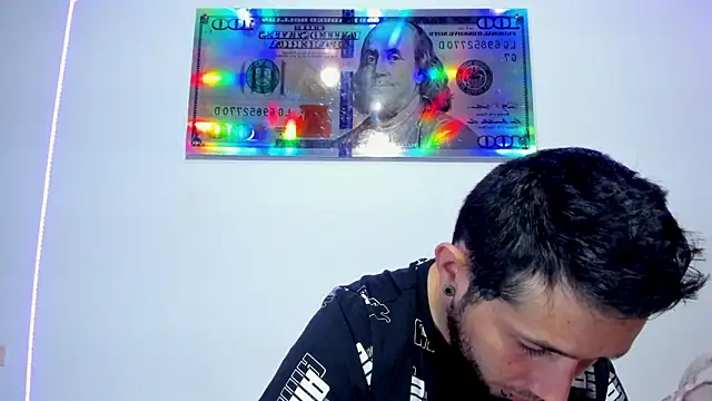 Snapshot of Bad_Couple_1 chatting on January 4, 2025, 1:52 am Bad Couple 1 online show from January 4, 2025, 1:52 am