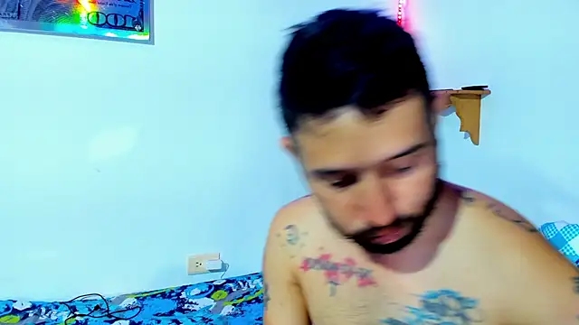 Snapshot of Bad_Couple_1 chatting on February 14, 2025, 10:17 am Bad Couple 1 online show from February 14, 2025, 10:17 am