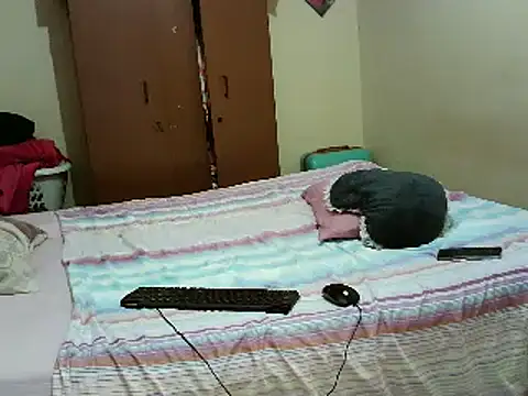 HOTBIGMELONSxx online show from February 26, 2025, 7:38 pm