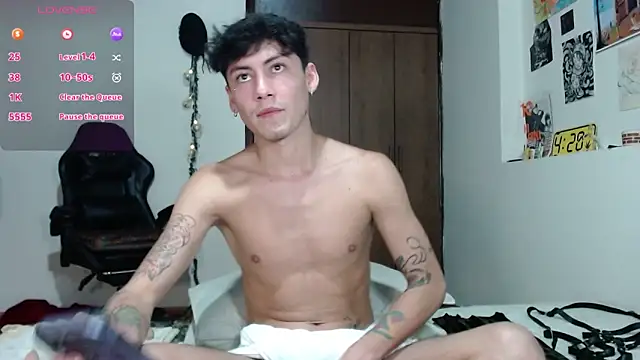 Amahd696 online show from December 17, 2025, 12:05 am