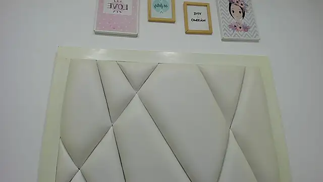 atilanadiaz7 online show from February 2, 2026, 4:38 pm