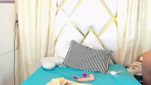 InkedSabrina online show from March 7, 2025, 9:29 am