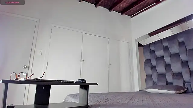 pamela-wells online show from January 13, 2025, 6:27 pm