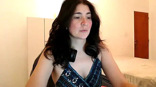 Snapshot of samantha_s69 chatting on December 31, 2024, 6:13 pm samantha s69 online show from December 31, 2024, 6:13 pm