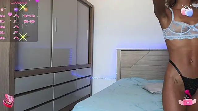 Snapshot of ElisaBoyer chatting on March 13, 2025, 11:51 am ElisaBoyer online show from March 13, 2025, 11:51 am