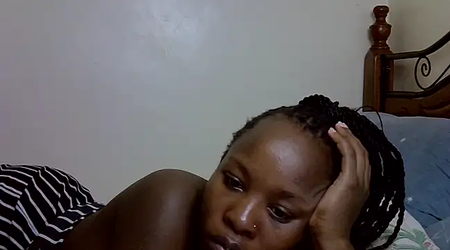Snapshot of Sonnia_ chatting on March 5, 2025, 5:40 am Sonnia online show from March 5, 2025, 5:40 am