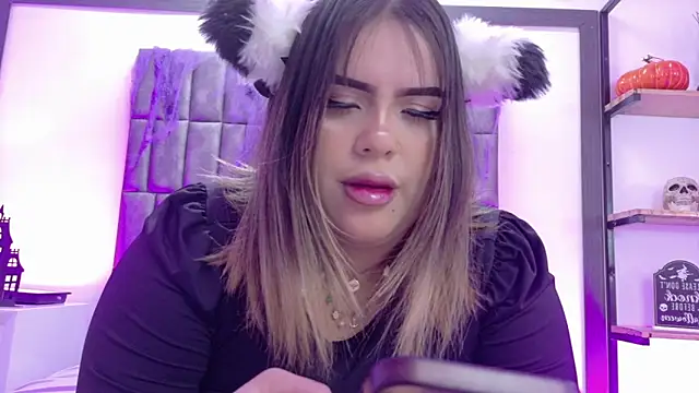 MeryStone online show from October 23, 2025, 4:12 am