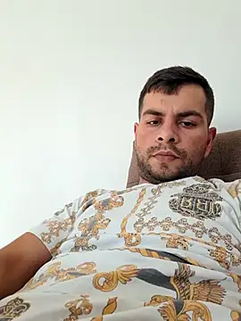 hornny1995 online show from September 16, 2025, 1:56 pm