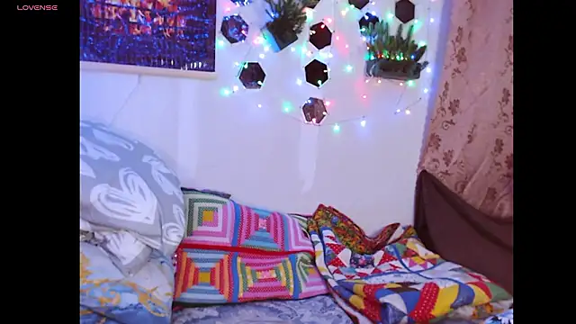 Sakura Green online show from February 13, 2026, 11:34 pm