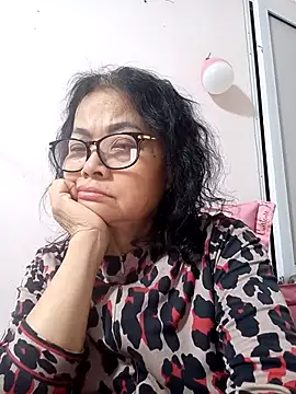 Hotestlove online show from December 15, 2025, 2:21 pm