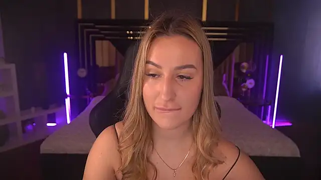 LiaBrazzerr online show from February 27, 2025, 9:54 am