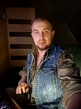 Snapshot of Foxyshaved chatting on March 15, 2026, 1:00 am Foxyshaved online show from March 15, 2026, 1:00 am