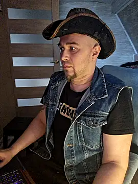 Snapshot of Foxyshaved chatting on March 25, 2026, 7:58 am Foxyshaved online show from March 25, 2026, 7:58 am