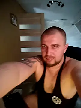 Snapshot of Foxyshaved chatting on April 9, 2026, 10:53 am Foxyshaved online show from April 9, 2026, 10:53 am