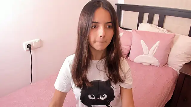 Raychell Black online show from February 10, 2025, 4:25 pm