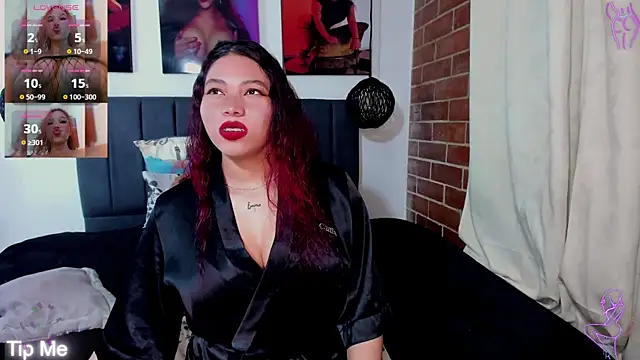 kyliejenner hot online show from September 19, 2025, 3:30 am