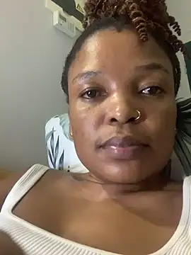 slimcateee online show from February 27, 2025, 5:26 pm