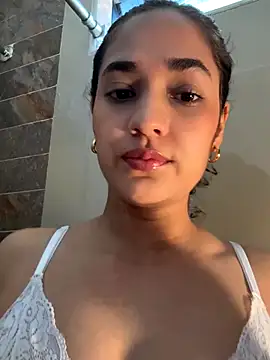 Snapshot of CuteeRose chatting on October 25, 2025, 2:56 pm CuteeRose online show from October 25, 2025, 2:56 pm