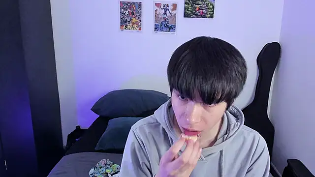 Aventure Twinks online show from November 1, 2025, 3:41 am