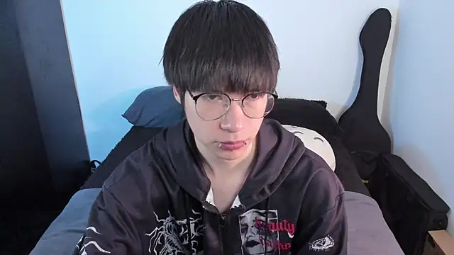 Aventure Twinks online show from March 29, 2026, 9:59 pm