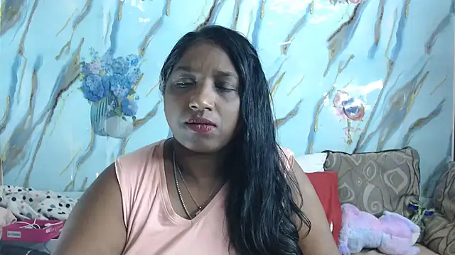 Snapshot of Indian_tracy chatting on May 14, 2026, 3:35 am Indian tracy online show from May 14, 2026, 3:35 am