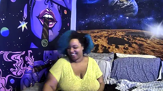 AutumnHart online show from January 1, 2025, 1:37 pm