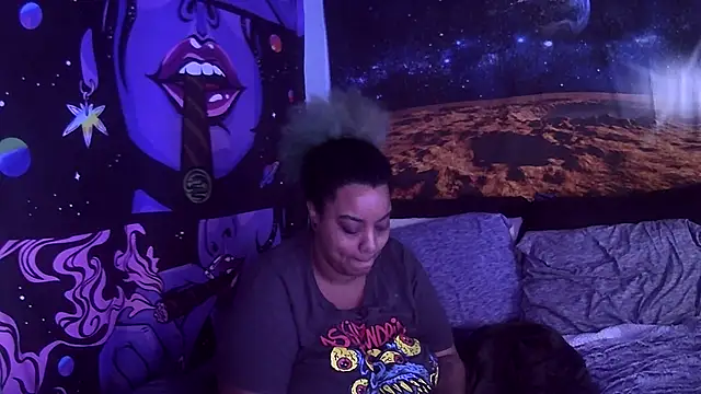 AutumnHart online show from February 16, 2025, 4:10 pm