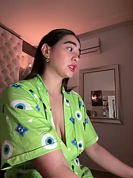 ZarahEvans online show from February 15, 2025, 8:33 pm