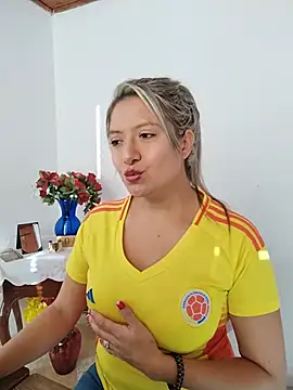 Snapshot of valeriahunter1 chatting on June 17, 2026, 10:21 pm valeriahunter1 online show from June 17, 2026, 10:21 pm