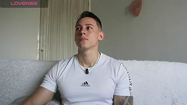 Muscle King Cum online show from July 22, 2026, 3:04 pm