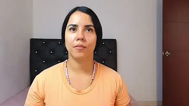 tatiana big ass boobs online show from December 16, 2025, 4:45 pm