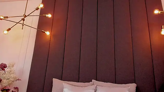 JuanaSimons online show from December 6, 2024, 2:13 am