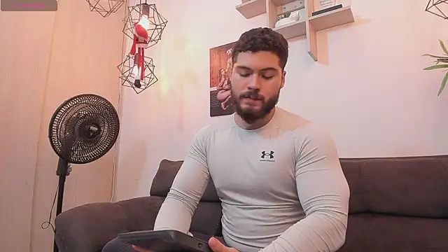 SebastianVilla  online show from January 8, 2026, 10:56 pm