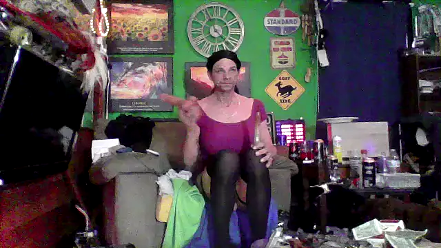 Brooke-lynn online show from February 11, 2025, 4:24 pm