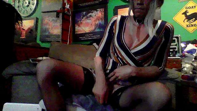 Brooke-lynn online show from February 28, 2025, 6:21 am