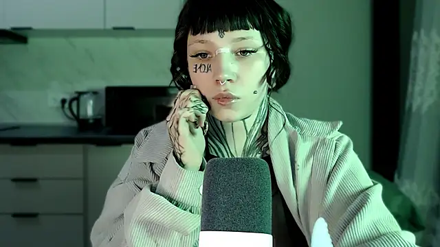 Snapshot of tradishka chatting on January 27, 2025, 11:11 pm tradishka online show from January 27, 2025, 11:11 pm