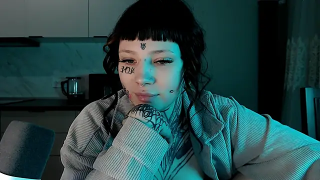 Snapshot of tradishka chatting on February 2, 2025, 4:26 am tradishka online show from February 2, 2025, 4:26 am