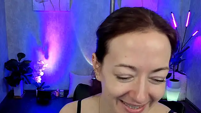 kimberlyray777 online show from February 1, 2025, 5:05 pm