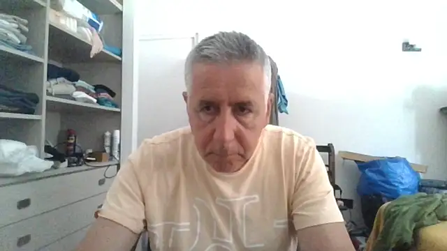 parejamlga58 online show from May 18, 2026, 1:39 pm